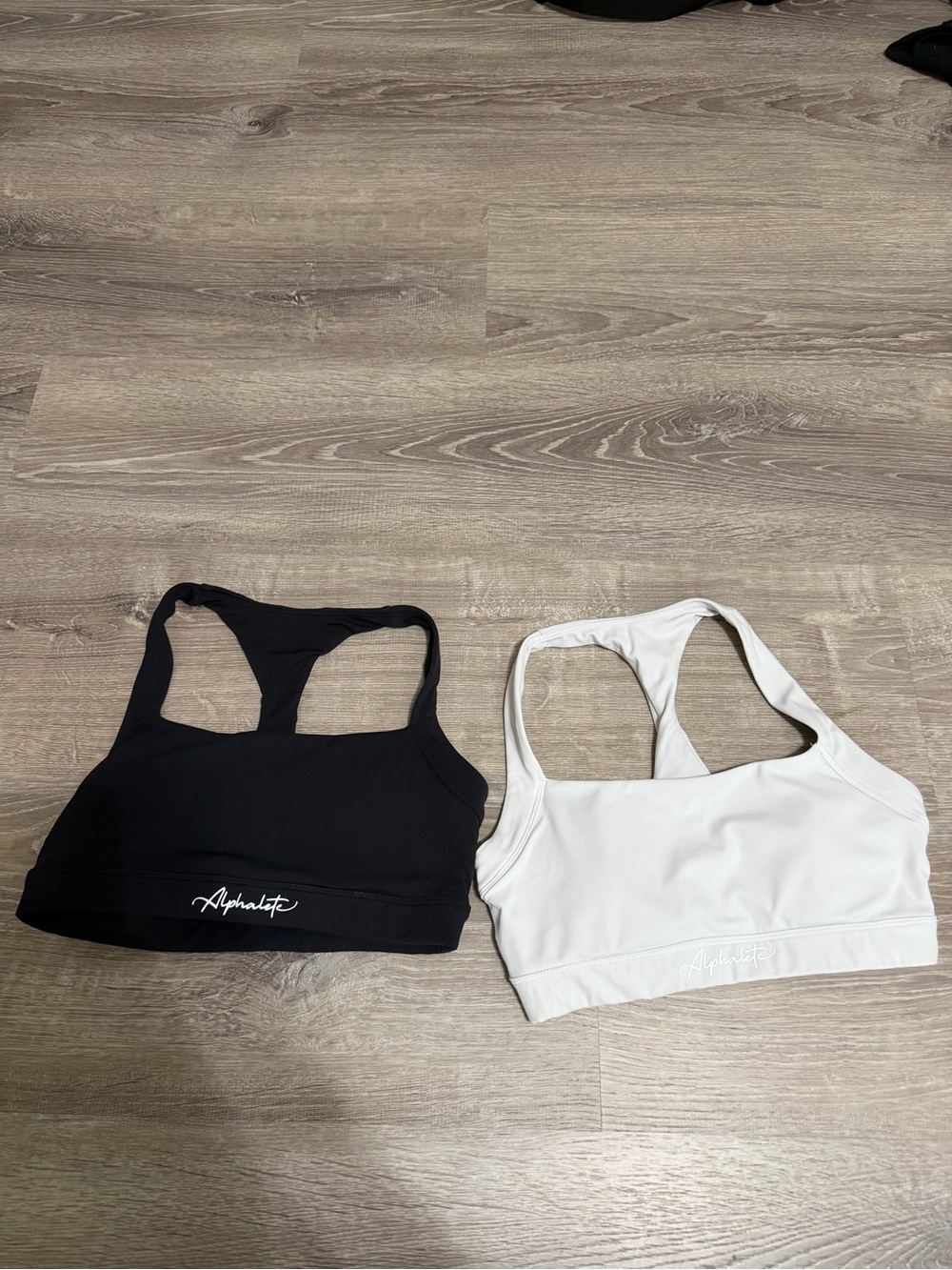 Alphalete Racerback Sports Bra Bundle Small